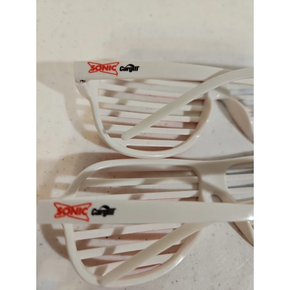 4th of july U.S.A flag hip‎ hop sunglasses 2 Pair Red White Blue Sonic Logo New